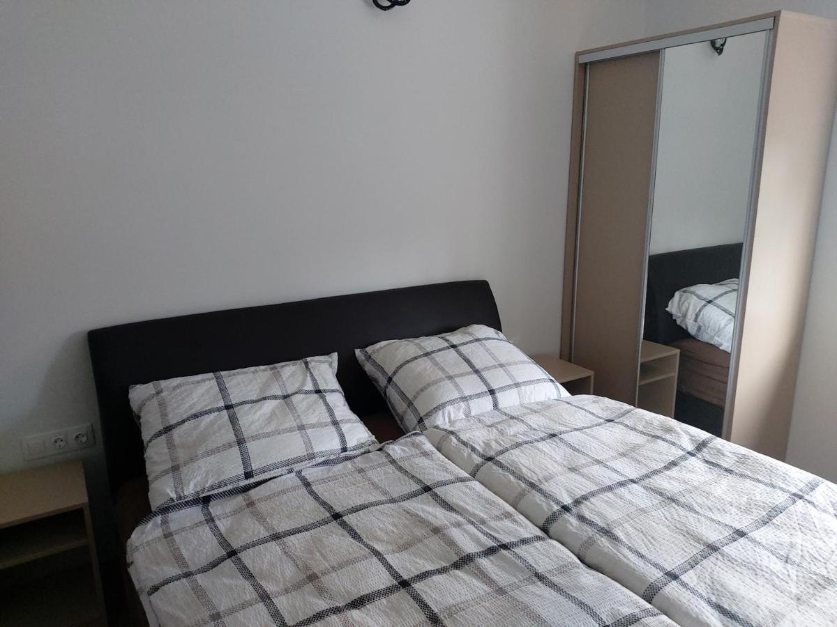 Ilona Apartmanház Siófok Exterior foto