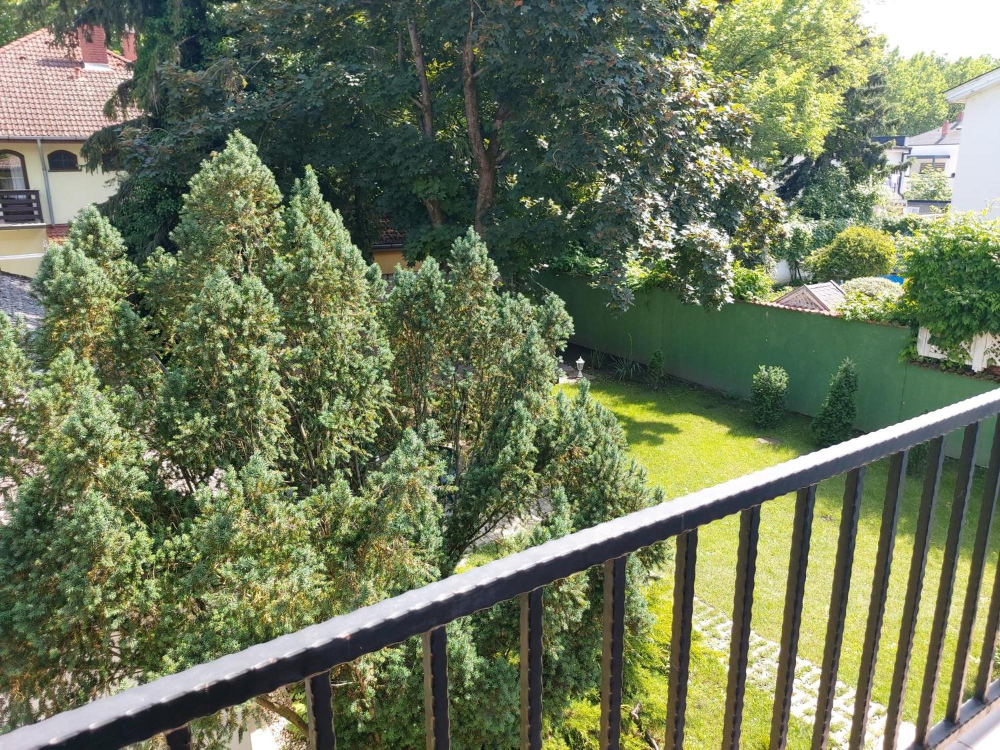 Ilona Apartmanház Siófok Exterior foto