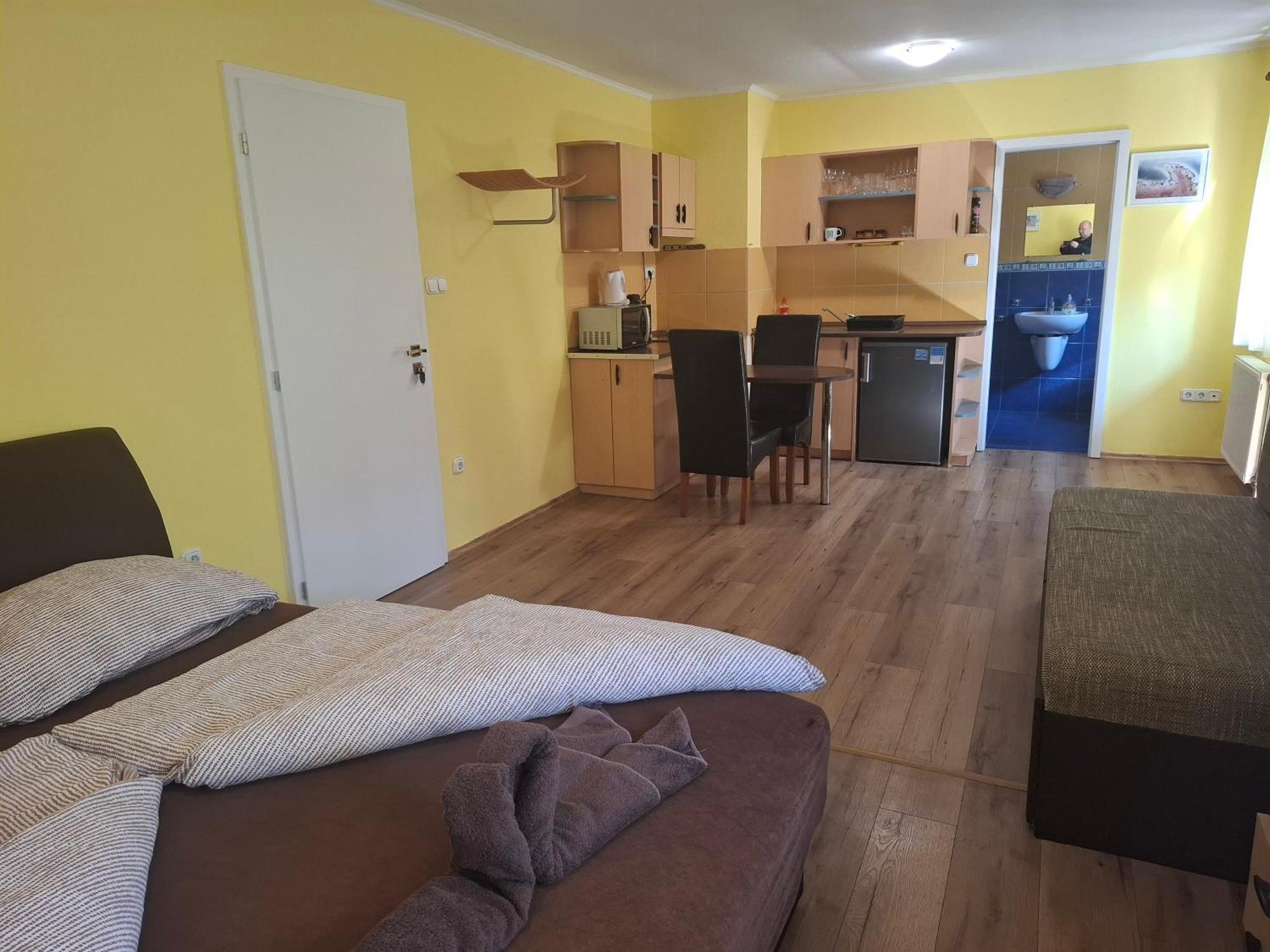 Ilona Apartmanház Siófok Exterior foto