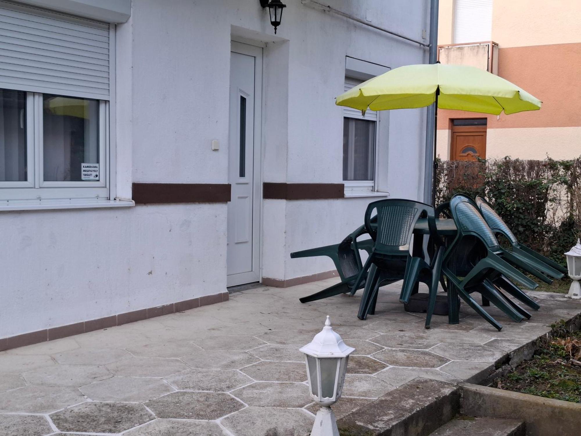 Ilona Apartmanház Siófok Exterior foto