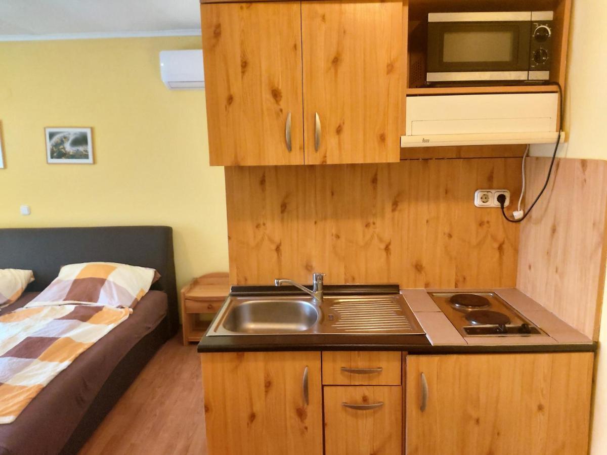 Ilona Apartmanház Siófok Exterior foto